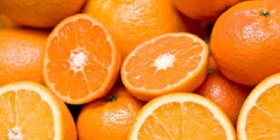Suplementos por porción Una naranja mediana tiene: 60 calorías