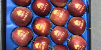Venderé manzanas de San Valentín con las palabras &quot;TE