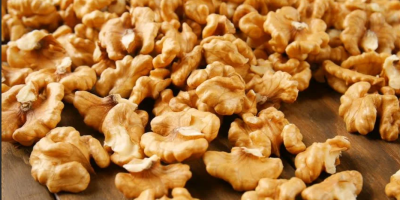 nueces peladas. Natural y orgánico. Producto de alta calidad.