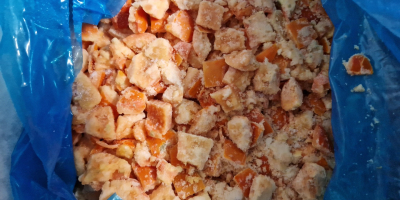 Venderé tomates congelados de 20x20, envasados en 10 kg.