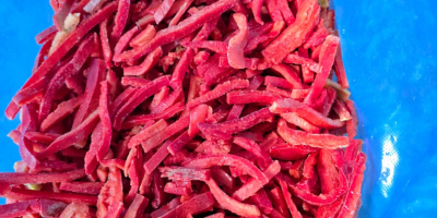 Oferta de pimientos rojos frescos. &quot;Bašta i špajz&quot; Ltd.