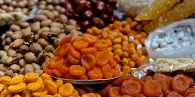 Exportación de pasas secas desde Uzbekistán: negras, rojas, amarillas,