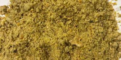 Torta de soja prensada, contenido proteico mín. 42,5 %.