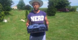 Invito a los compradores a cooperar para vender frutas