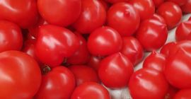 Estoy vendiendo tomates frescos