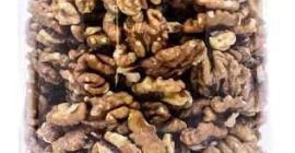Nueces orgánicas recién peladas