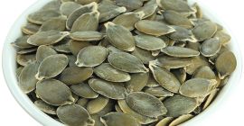 Granos de semillas de calabaza de piel brillante de