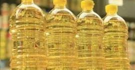 El aceite de soja se elabora extrayendo aceite de