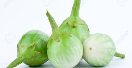 La berenjena tailandesa, o berenjena como a veces se