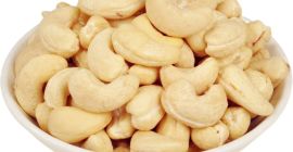 Disponibles en diferentes grados, los anacardos vienen en envases