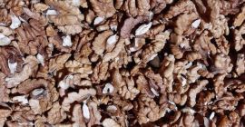 Ofrezco deliciosas nueces de mi propia finca, sin fertilizantes