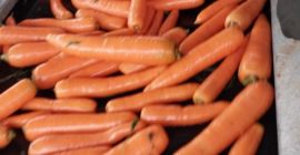Podemos suministrar Zanahoria en sacos de 10-15-25 o big