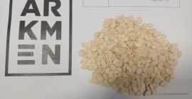 Origen: China. Cantidad: 875 kg. Embalaje: 25 kg al