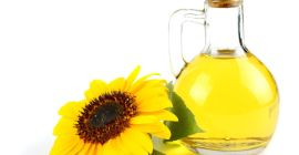 We offer high-quality refined and unrefined sunflower oil wholesale
